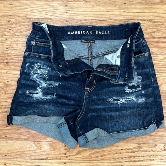 American Eagle Ne(x)t Level Stretch zip fly distressed denim shorts size 2 - Picture 2 of 4